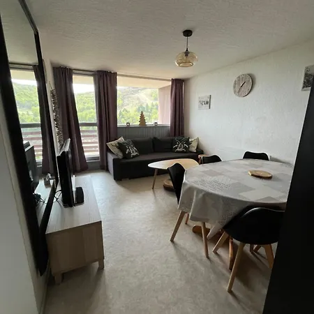 7 Couchages Et Bebe Au Pied Des Pistes アパート *